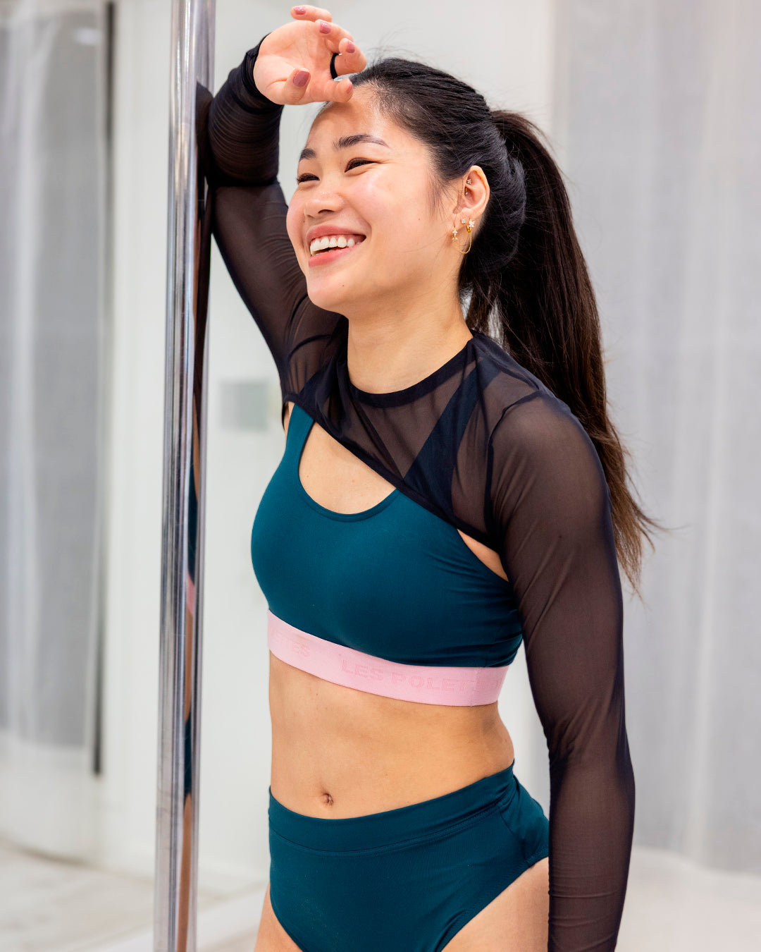 Les Mesh - danse & pole dance Image