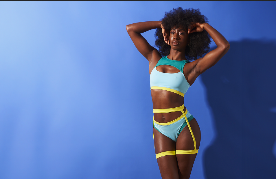 100 % Made in France et designée avec amour par des poleuses passionnées : découvrez Les Polettes, la tenue des poleuses bien culottées !